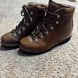 Raichle Hiking Boots Women's